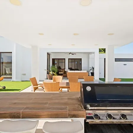 Luxury Coastal Elegance *